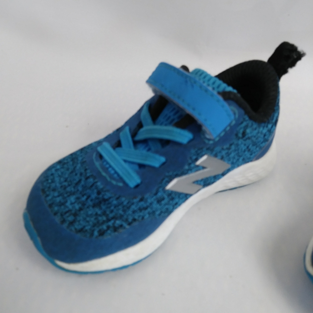 New Balance Infant Fresh Foam Arishi Heather Blue Velcro Sneaker Shoes Size 5 - Picture 6 of 16